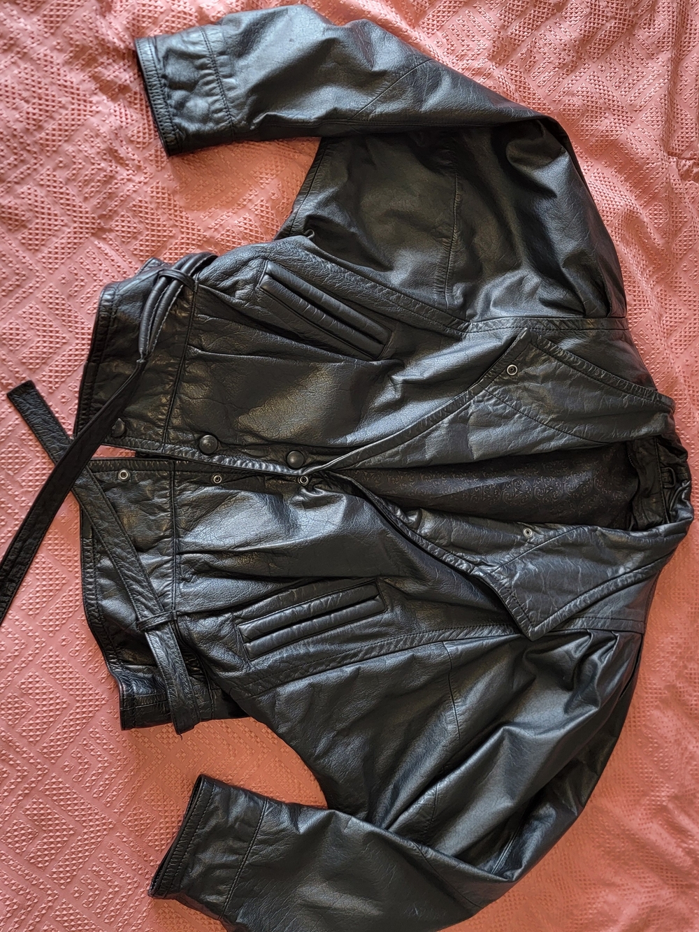 Vintage 1980s or early 1990s cropped "batwing" (or dolman sleeve) leather jacket
